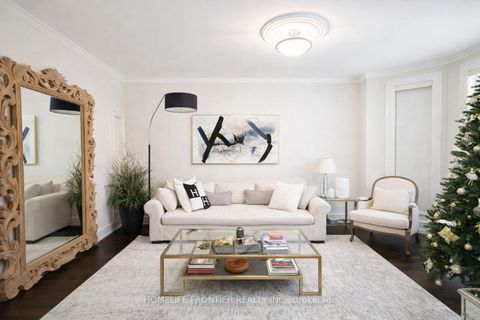 Photo 2 at 38 Henderson Avenue, Bellwoods, Toronto