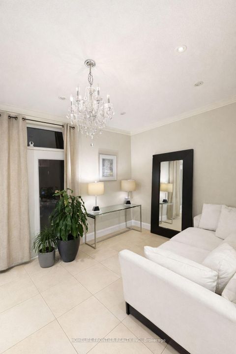 Photo 5 at 38 Henderson Avenue, Bellwoods, Toronto