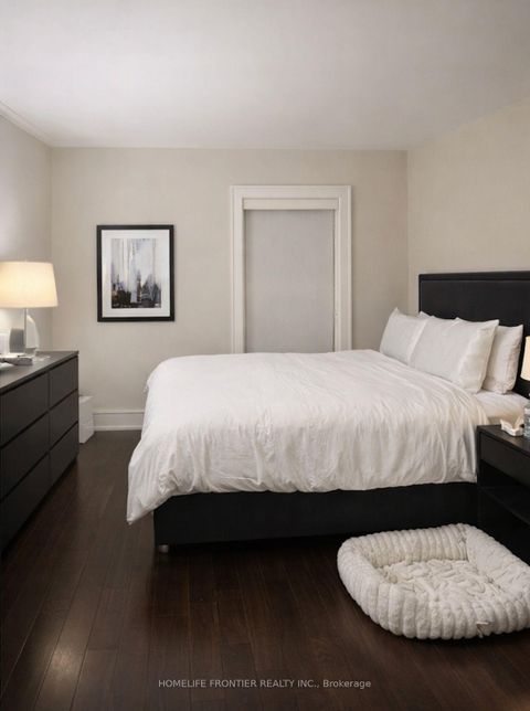 Photo 7 at 38 Henderson Avenue, Bellwoods, Toronto