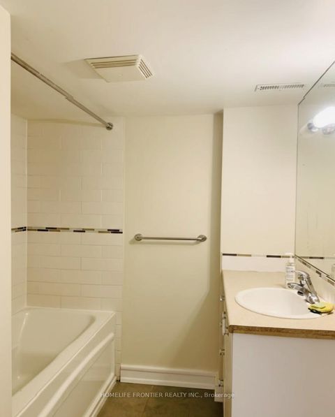 Photo 13 at 38 Henderson Avenue, Bellwoods, Toronto