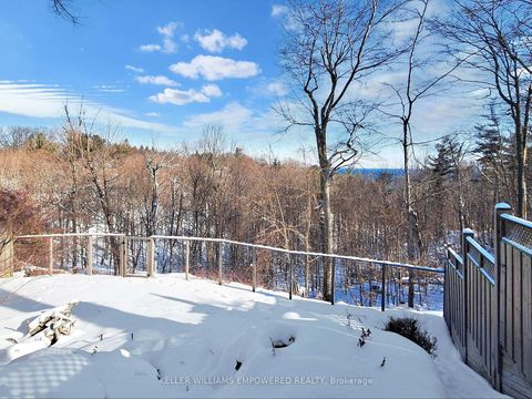 Photo 2 at 9 Fenwood Heights, Cliffcrest, Toronto