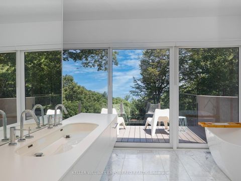 Photo 34 at 9 Fenwood Heights, Cliffcrest, Toronto