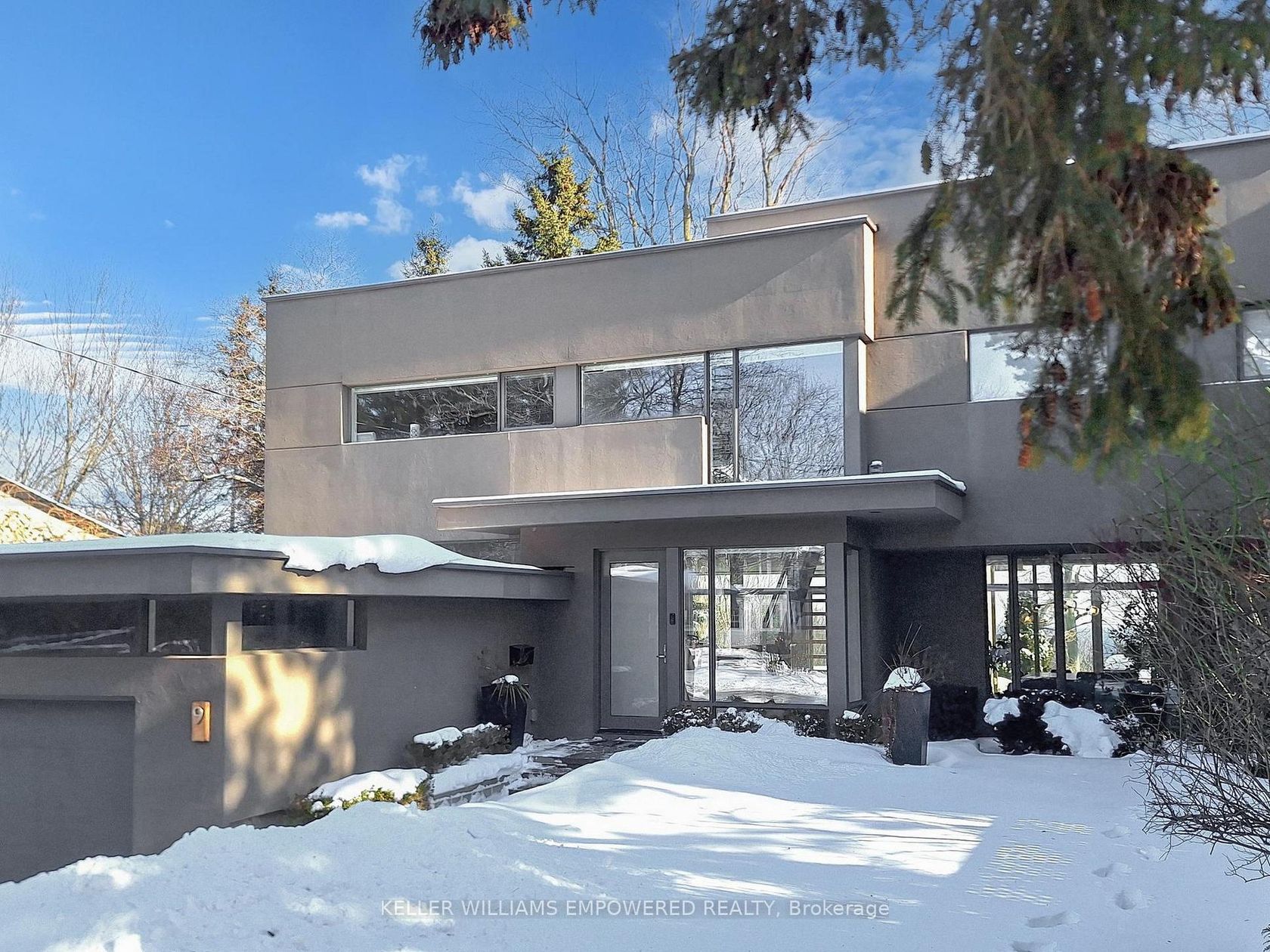 9 Fenwood Heights, Cliffcrest, Toronto 