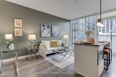 Photo 7 at 1002 - 426 University Avenue, Chinatown, Toronto