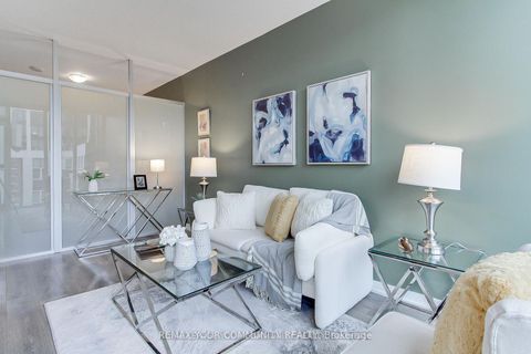 Photo 11 at 1002 - 426 University Avenue, Chinatown, Toronto