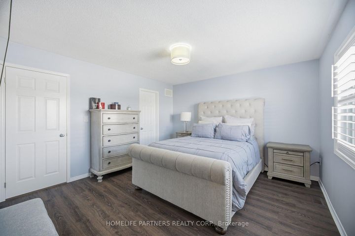 Photo 21 at 82 Orr Drive, Bradford, Bradford West Gwillimbury