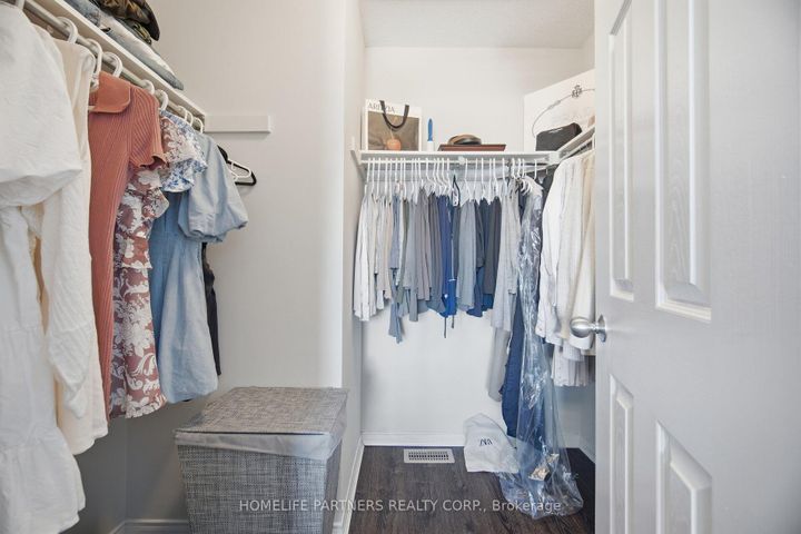 Photo 24 at 82 Orr Drive, Bradford, Bradford West Gwillimbury