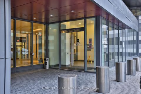 Photo 1 at 1103 - 20 Bruyeres Mews, Niagara, Toronto