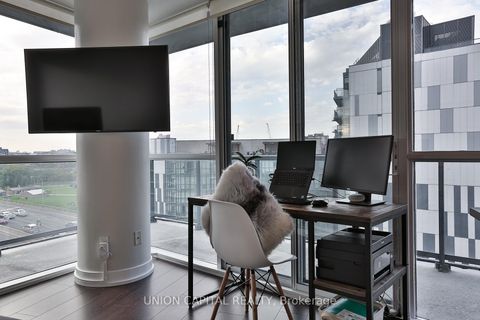 Photo 11 at 1103 - 20 Bruyeres Mews, Niagara, Toronto