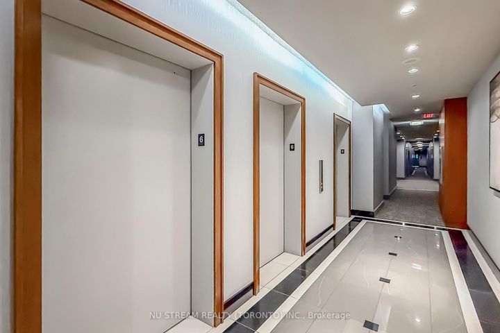 Photo 10 at 611 - 18 Kenaston Gardens, Bayview Village, Toronto