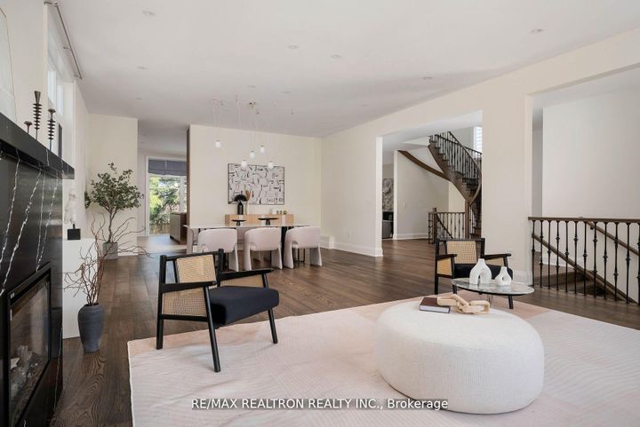 Photo 11 at 146 Empress Avenue, Willowdale East, Toronto