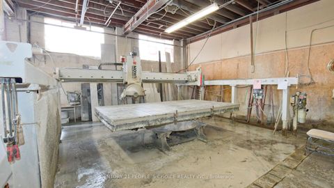 Photo 12 at 01 - 63 Torbarrie Road, CFB, Toronto