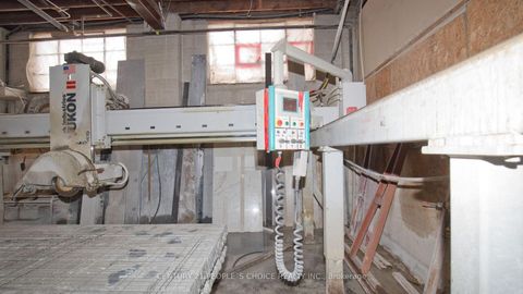 Photo 17 at 01 - 63 Torbarrie Road, CFB, Toronto