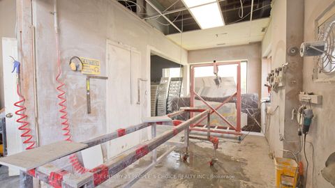 Photo 29 at 01 - 63 Torbarrie Road, CFB, Toronto