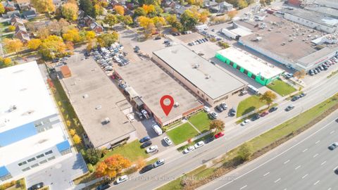 Photo 33 at 01 - 63 Torbarrie Road, CFB, Toronto