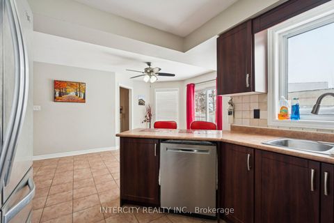 Photo 14 at 25 Meyer Avenue, East Bayfield, Barrie