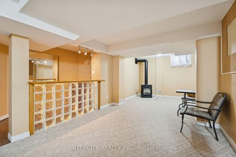 Photo 42 at 25 Meyer Avenue, East Bayfield, Barrie