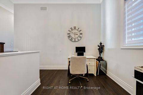 Photo 14 at 38 Menotti Drive, Oak Ridges, Richmond Hill