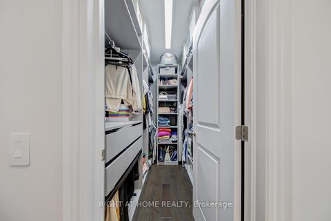 Photo 20 at 38 Menotti Drive, Oak Ridges, Richmond Hill