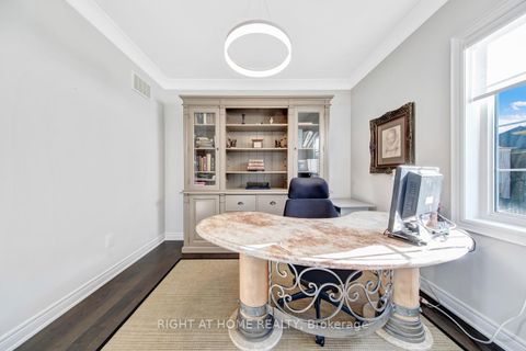 Photo 24 at 38 Menotti Drive, Oak Ridges, Richmond Hill