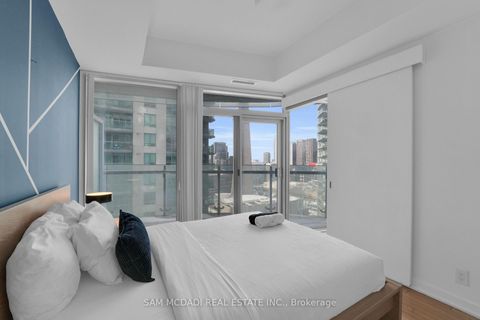 Photo 13 at 2307 - 12 York Street, Waterfront Communities C1, Toronto