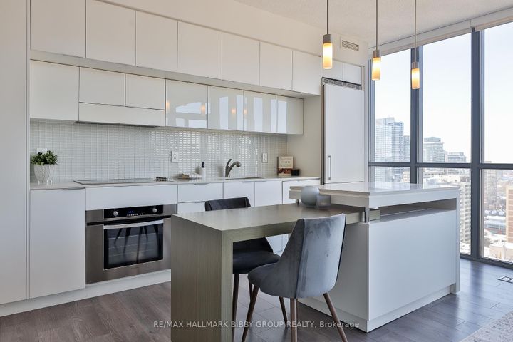 Photo 8 at 2904 - 110 Charles Street E, Yonge Corridor, Toronto