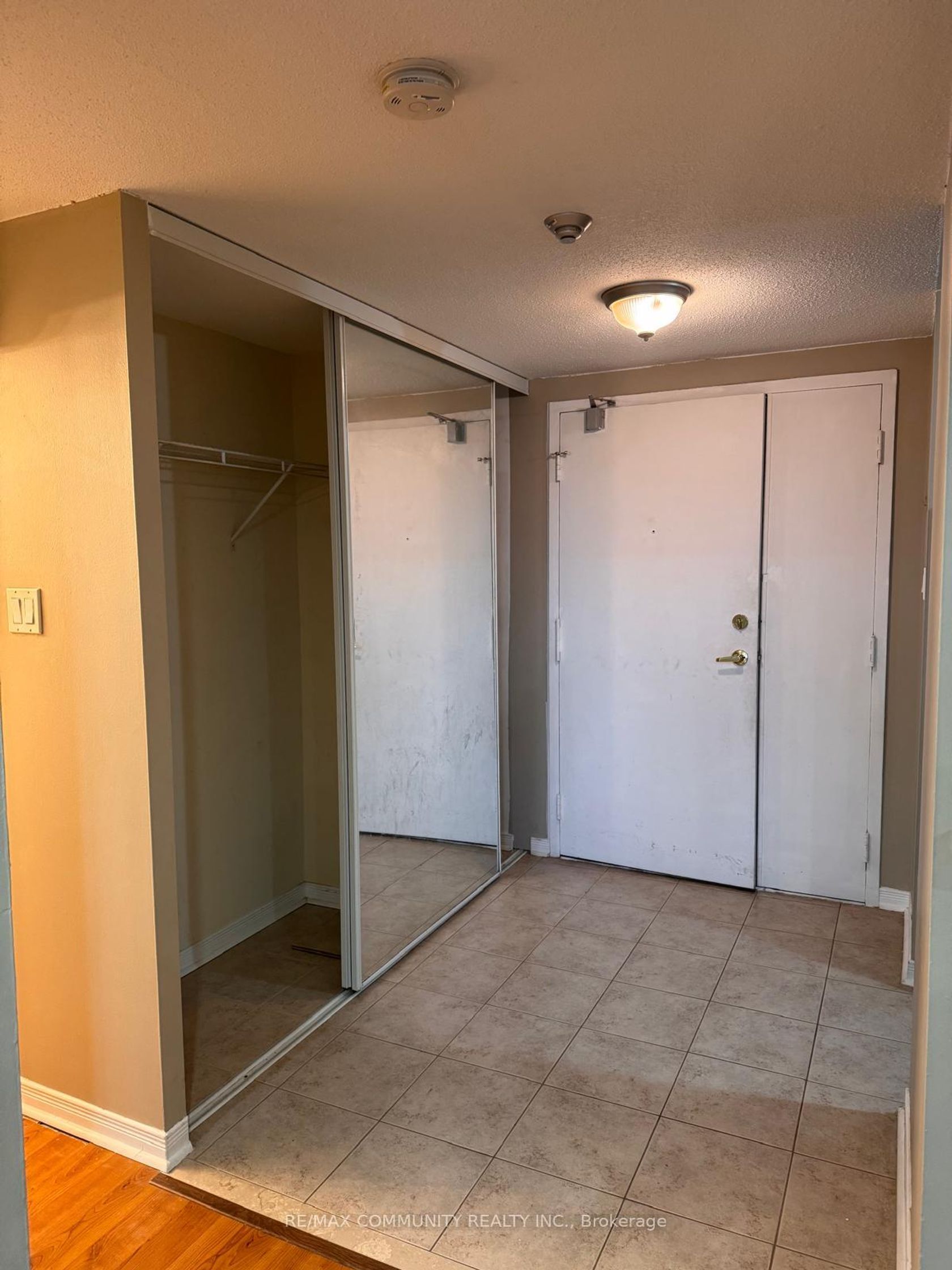 505 - 6720 Glen Erin Drive, Meadowvale, Mississauga 