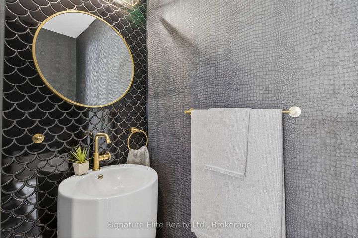 Photo 17 at 50 - 5090 FAIRVIEW Street, Appleby, Burlington