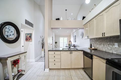 Photo 4 at 164 - 85 Bristol Road E, Hurontario, Mississauga