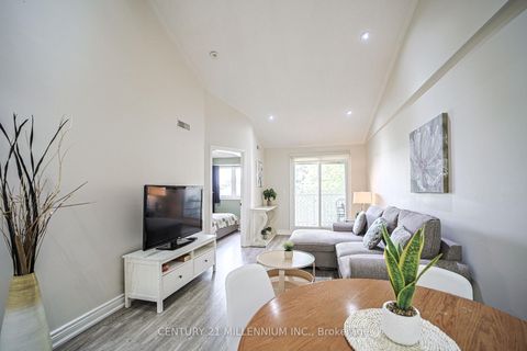 Photo 10 at 164 - 85 Bristol Road E, Hurontario, Mississauga