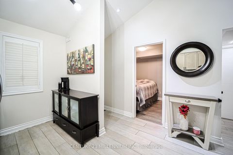 Photo 19 at 164 - 85 Bristol Road E, Hurontario, Mississauga