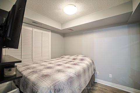 Photo 33 at 164 - 85 Bristol Road E, Hurontario, Mississauga