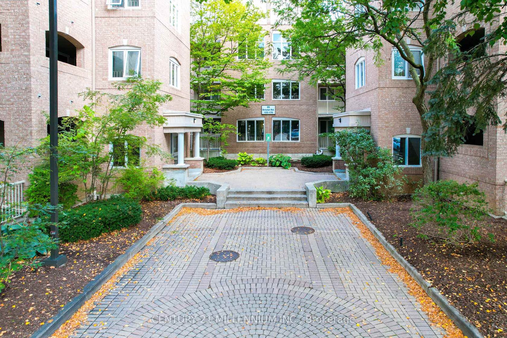 164 - 85 Bristol Road E, Hurontario, Mississauga 