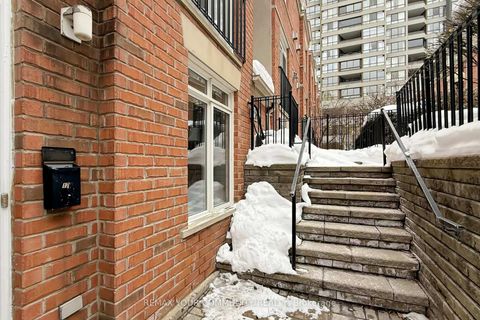 Photo 15 at 124 - 415 Jarvis Street, South St. James Town, Toronto