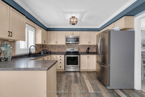 Photo 6 at 12 Muir Drive, Ardagh, Barrie