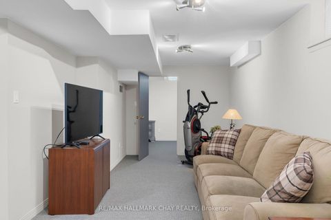 Photo 24 at 12 Muir Drive, Ardagh, Barrie