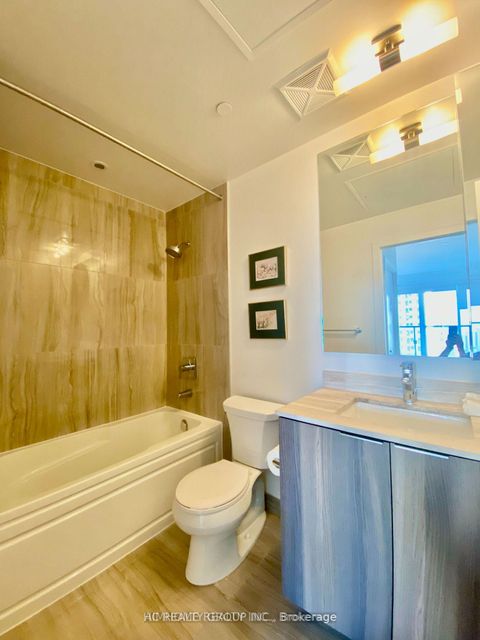 Photo 15 at 3208 - 955 Bay Street, Bay Street Corridor, Toronto