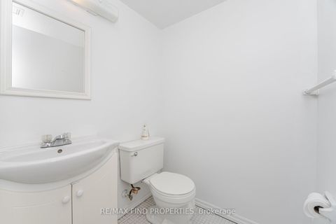 Photo 19 at 403 - 20 Edgecliffe Golfway, Flemingdon Park, Toronto