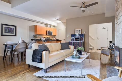 Photo 2 at 315 - 500 Richmond Street W, Waterfront Communities C1, Toronto