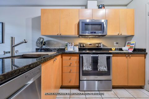 Photo 15 at 315 - 500 Richmond Street W, Waterfront Communities C1, Toronto