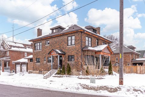 Photo 2 at 512 Simcoe Street N, Central, Oshawa