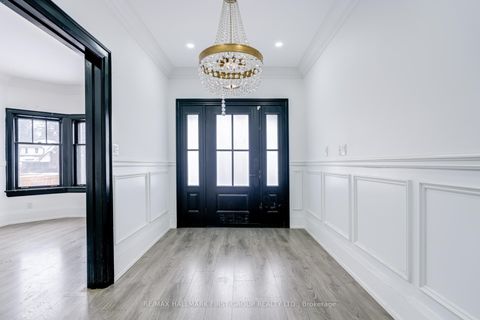 Photo 3 at 512 Simcoe Street N, Central, Oshawa