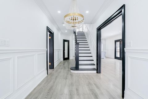 Photo 15 at 512 Simcoe Street N, Central, Oshawa