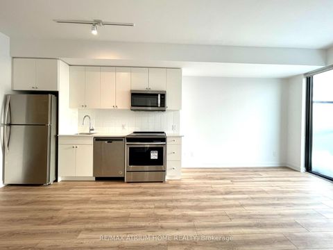 Photo 7 at 722 - 2799 Kingston Road, Cliffcrest, Toronto