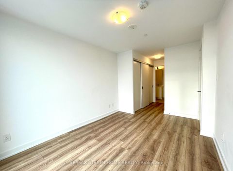 Photo 18 at 722 - 2799 Kingston Road, Cliffcrest, Toronto