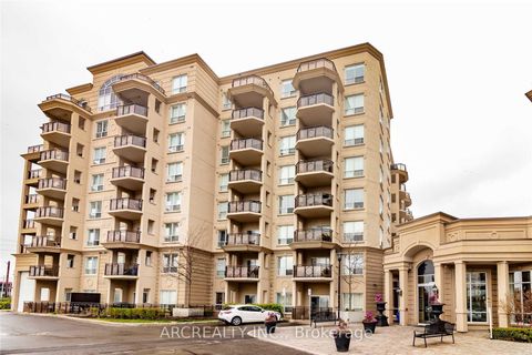 Photo 0 at 313 - 8 Maison Parc Court, Lakeview Estates, Vaughan
