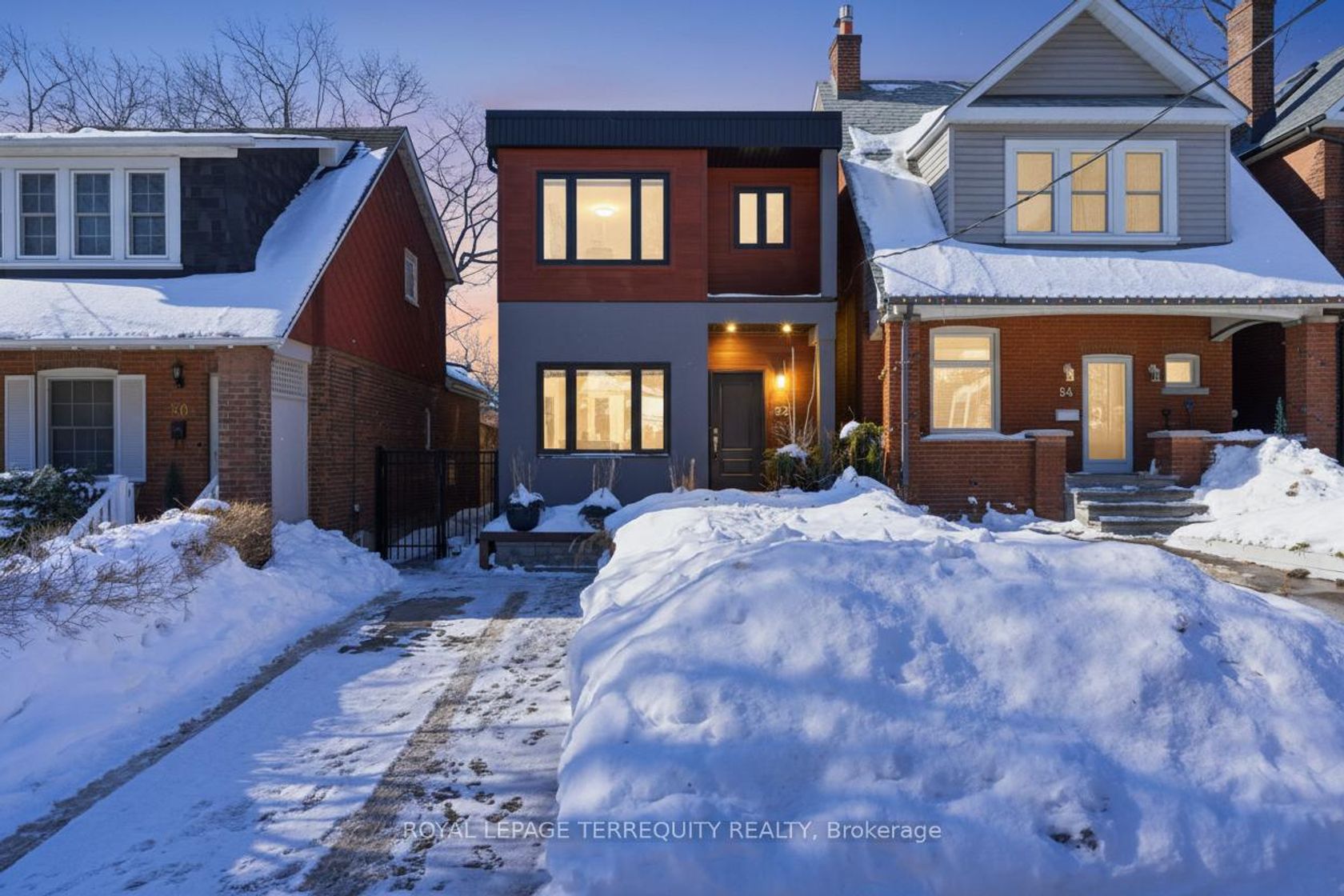 52 Queensbury Avenue, Cliffside, Toronto by Loree Meneguzzi Real Estate 52 Queensbury Avenue, Cliffside, Toronto