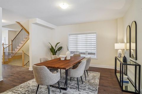 Photo 10 at 21 La Reine Avenue, Oak Ridges, Richmond Hill