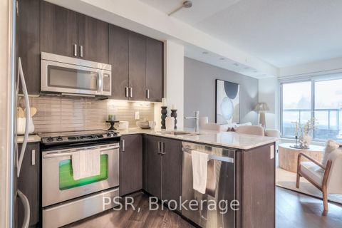 Photo 12 at 306 - 7608 Yonge Street, Yorkhill, Vaughan