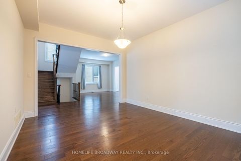 Photo 11 at 166 Conklin Crescent, Rural Aurora, Aurora